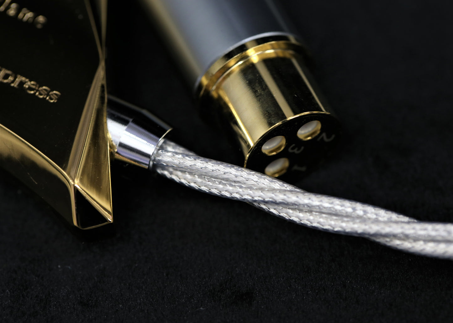 EE Flame XLR