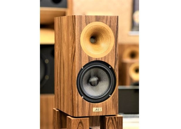 LALS Classical 8M