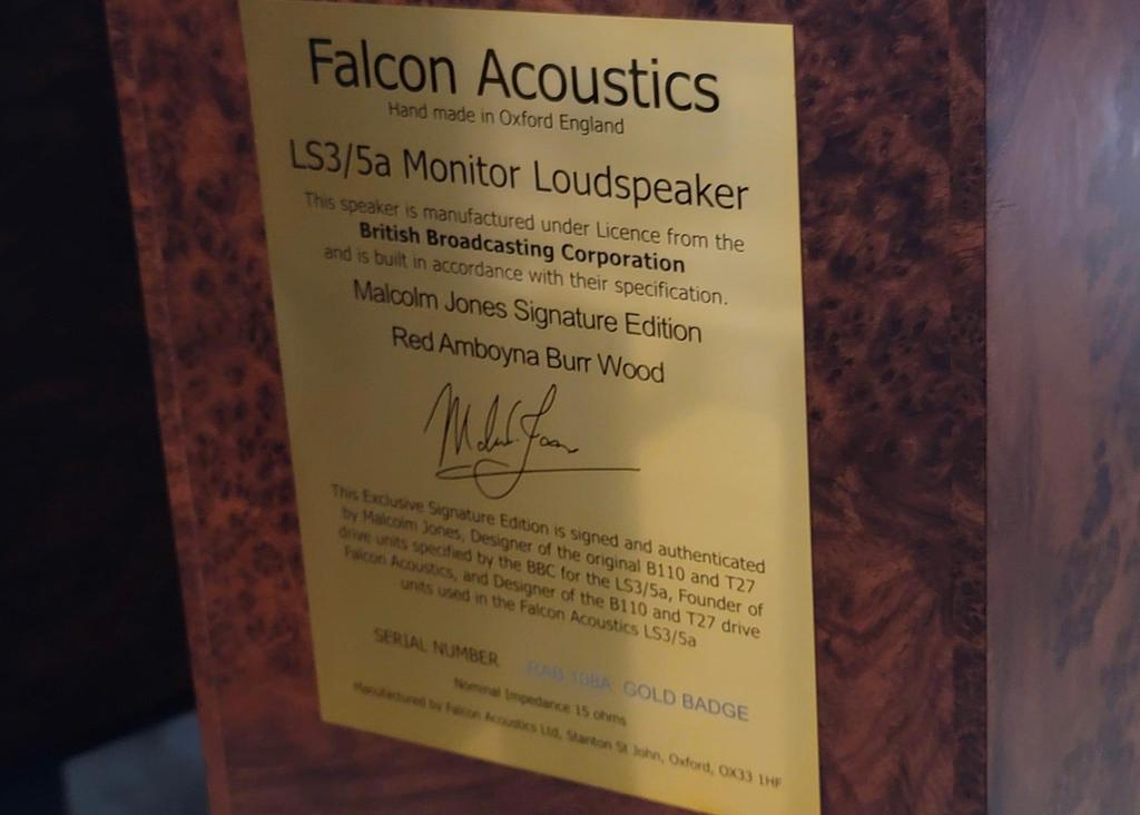 Falcon Acoustics LS3/5a BBC Gold Badge Red Amboyna Burr