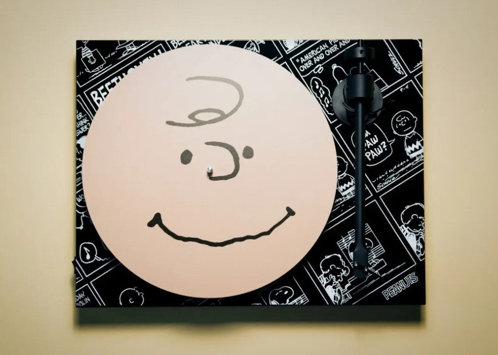 ProJect Peanuts Turntable